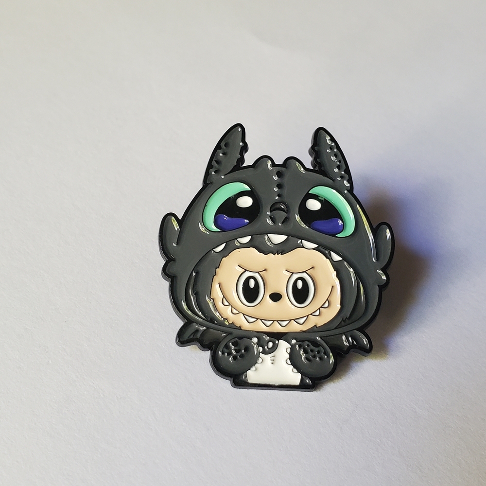 HTTYD Toothless Labubu Enamel Pin